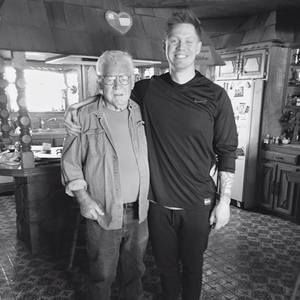 Meet your Posher, Chris